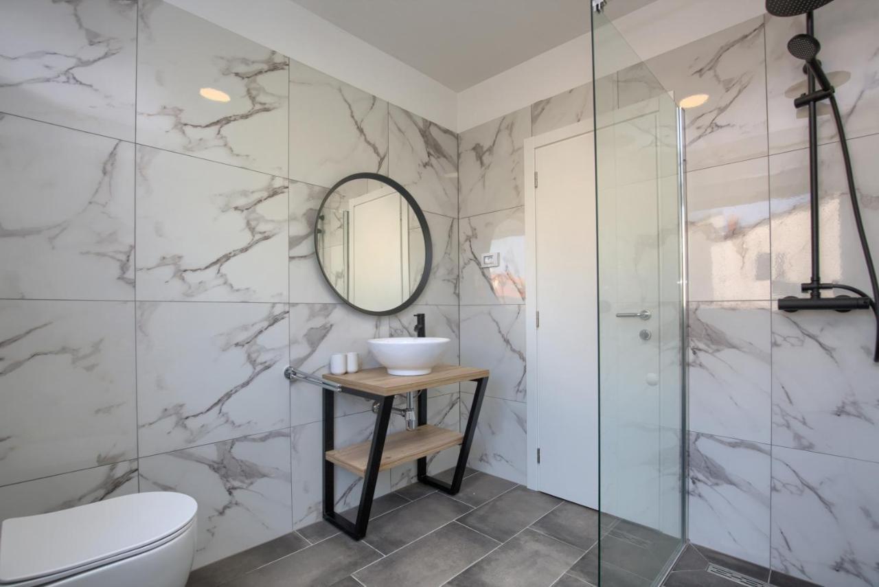 Apartment Vukadin Πούλα Εξωτερικό φωτογραφία
