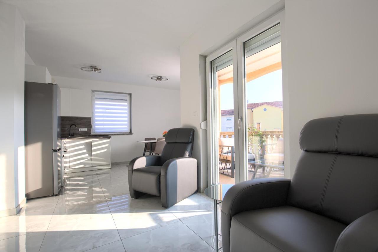 Apartment Vukadin Πούλα Εξωτερικό φωτογραφία