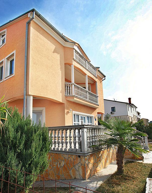 Apartment Vukadin Πούλα Εξωτερικό φωτογραφία